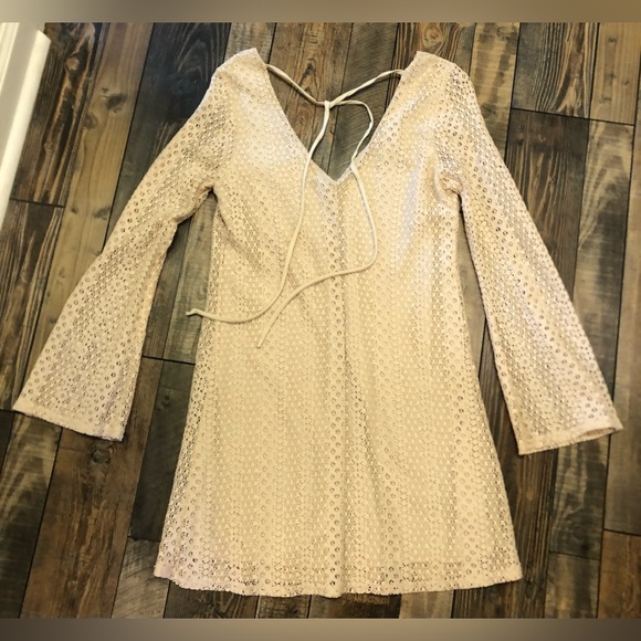 Annianna Woman’s Mini Dress. - Picture 7 of 9